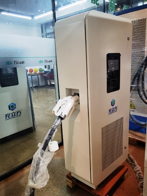 160KW CCS2 Δύο πυροβόλα DC ηλεκτρικά οχήματα στούντιο φόρτισης / DC σταθμός ταχείας φόρτισης