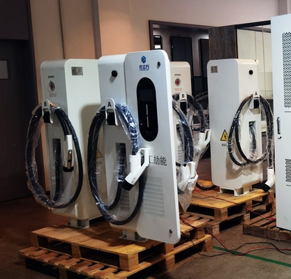 Καλή τιμή. 120kW διπλό όπλο ηλεκτρικό φορτιστή αυτοκινήτου πάτωμα γρήγορη φόρτιση εξατομικευμένο σε απευθείας σύνδεση