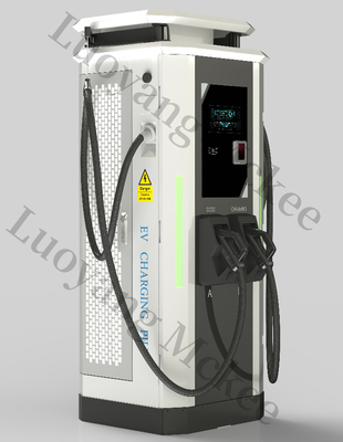 DC 120kW CCS2 Σταθμός φόρτισης EV με δύο όπλα Εφοδιασμένο στο πάτωμα RFID λειτουργία 400V Εισερχόμενη τάση IP54 Τάξη Chademo Διαθέσιμη